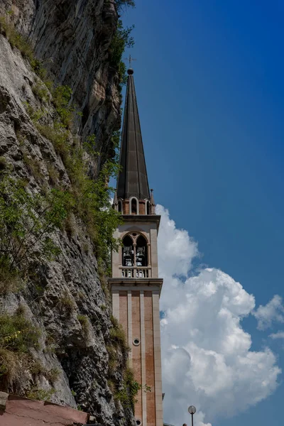 Santuario Madonna Della Corona — Stock fotografie