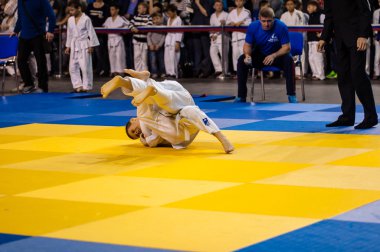 Orenburg, Rusya Federasyonu - 16 Nisan 2016: Boys rekabet Judo