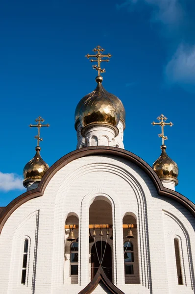 La cúpula de la iglesia cristiana . — Foto de Stock