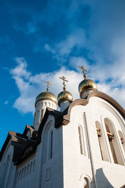 La cúpula de la iglesia cristiana . — Foto de Stock