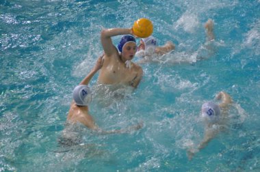 Orenburg, Rusya Federasyonu - 6 Mayıs 2015: çocuklar su polo oynamak.