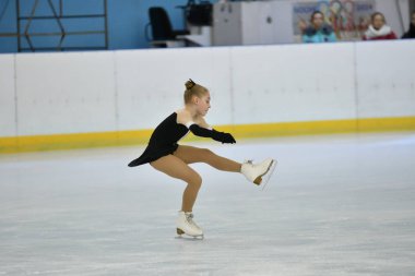 Orenburg, Rusya Federasyonu - 20 Şubat 2017 yıl: kız rekabet Artistik Patinaj