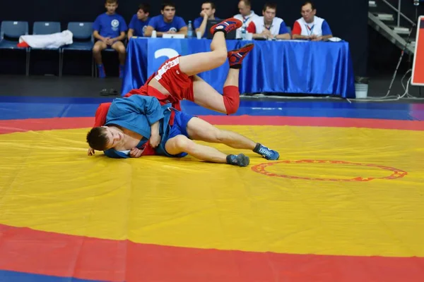 Orenburg, Rusia - 29 de octubre de 2016: Concursos para niños Sambo —  Fotos de Stock