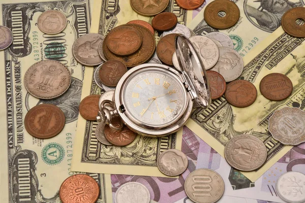 The concept of business time is money — Stock Photo, Image