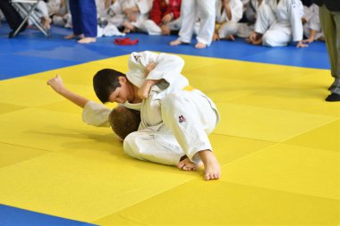 Orenburg, Rusya Federasyonu - 05 Kasım 2016: Boys rekabet Judo