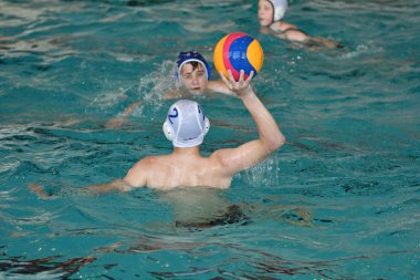 Orenburg, Rusya Federasyonu-Mayıs 4, 2017 yıl: çocuklar su polo oynamak