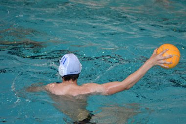 Orenburg, Rusya Federasyonu-Mayıs 4, 2017 yıl: çocuklar su polo oynamak