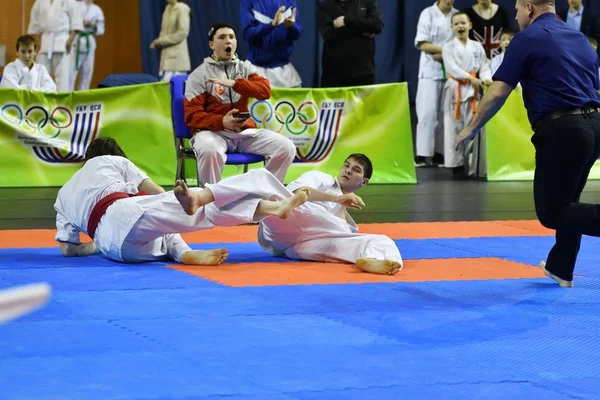 Orenburg, Rusya Federasyonu - 5 Şubat 2017 yıl: Boys rekabet içinde karate 