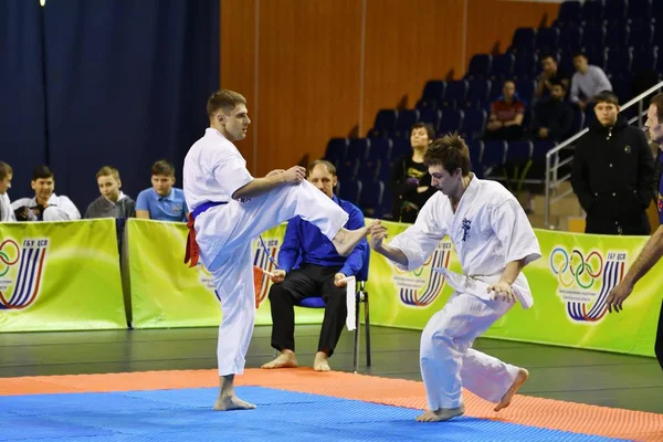 Orenburg, Rusya Federasyonu - 5 Şubat 2017 yıl: Boys rekabet içinde karate 