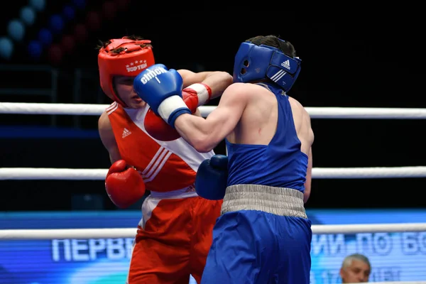 Orenburg, Russia-Maggio 7, 2017 anno: Ragazzi pugili competere — Foto Stock