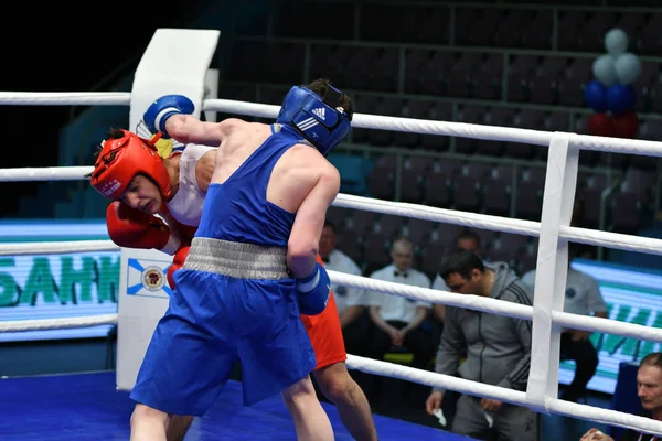 Orenburg, Rusland-7 mei 2017 jaar: jongens boxers concurreren — Stockfoto