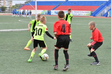 Orenburg, Rusya Federasyonu - 2017 yıl 28, Mayıs: çocuklar futbol oynamak