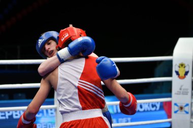 Orenburg, Rusya Federasyonu-Mayıs 7, 2017 yıl: çocuklar boksörler rekabet