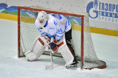 Orenburg, Rusya Federasyonu - 5 Nisan 2017 yıl: erkekler hokey oynar