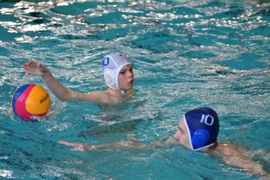 Orenburg, Rusya Federasyonu - ebilmek 4, 2017 yıl: çocuklar su polo oynamak