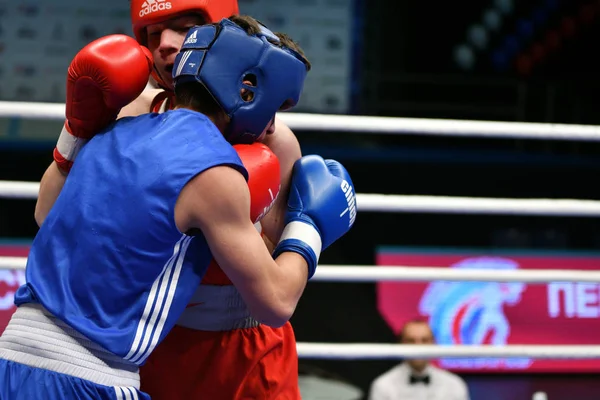 Orenburg, russland-7. mai 2017 jahr: Jungen-Boxer messen sich — Stockfoto