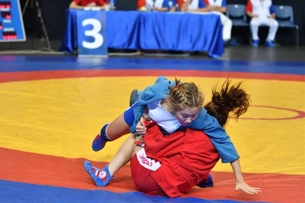 Orenburg, Rusia - 29 de octubre de 2016: Concursos para niños Sambo —  Fotos de Stock