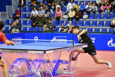 Orenburg, Rusya Federasyonu - 28 Eylül 2017 yıl: çocuk oyun Masa Tenisi rekabet