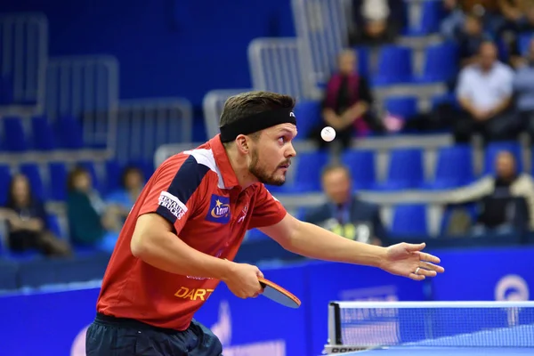 Orenburg, Russia - September 28, 2017 years: boy compete in the game table tennis — Stock Photo, Image