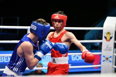 Orenburg, Rusya Federasyonu-Mayıs 7, 2017 yıl: çocuklar boksörler rekabet