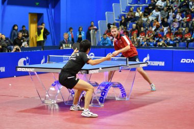 Orenburg, Rusya Federasyonu - 28 Eylül 2017 yıl: çocuk oyun Masa Tenisi rekabet