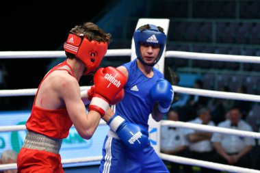 Orenburg, Rusya Federasyonu-Mayıs 7, 2017 yıl: çocuklar boksörler rekabet