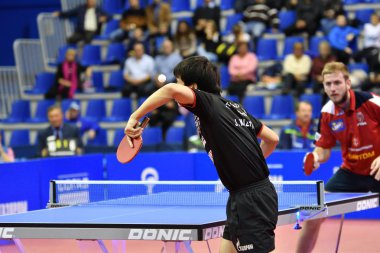 Orenburg, Rusya Federasyonu - 28 Eylül 2017 yıl: çocuk oyun Masa Tenisi rekabet