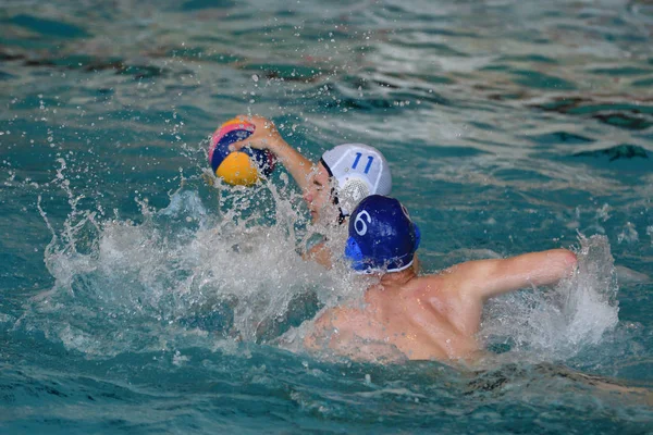 Orenburg, Rusya Federasyonu - ebilmek 4, 2017 yıl: çocuklar su polo oynamak