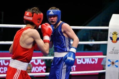 Orenburg, Rusya Federasyonu-Mayıs 7, 2017 yıl: çocuklar boksörler rekabet