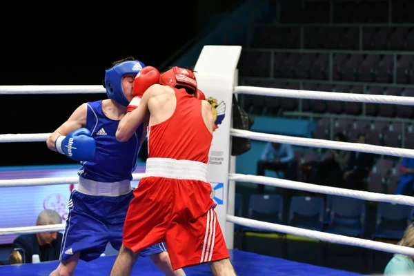 Orenburg, Russia-Maggio 7, 2017 anno: Ragazzi pugili competere — Foto Stock