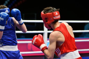 Orenburg, Rusya Federasyonu-Mayıs 7, 2017 yıl: çocuklar boksörler rekabet
