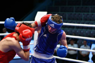 Orenburg, Rusya Federasyonu-Mayıs 7, 2017 yıl: çocuklar boksörler rekabet