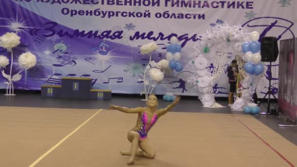 Orenburg Ryssland November 2017 Tjejer Tävlar Rytmisk Gymnastik Orenburgs Regionmästerskap — Stockvideo