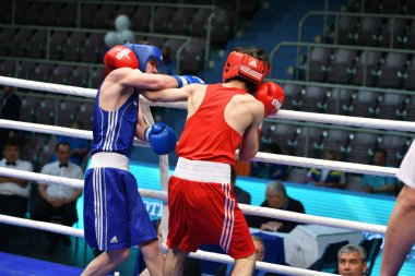 Orenburg, Rusya Federasyonu-Mayıs 7, 2017 yıl: çocuklar boksörler rekabet