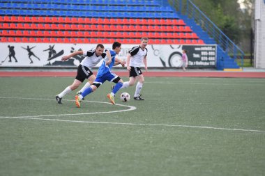 Orenburg, Rusya, 8 Haziran 2017 yıl: erkekler futbol oynamak