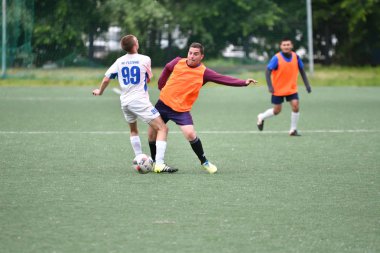 Orenburg Rusya 6 Haziran 2017 yıl: Boys oyun futbol