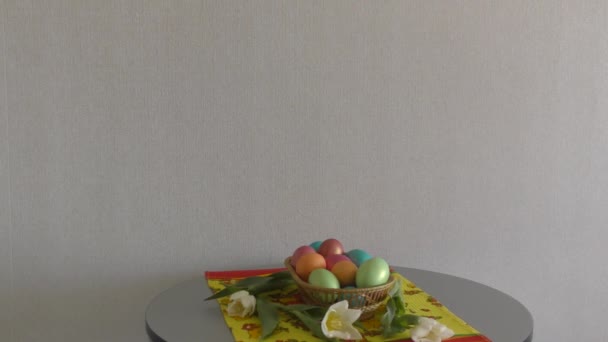 Velikonoční Vajíčko Připravené Pro Dovolenou — Stock video