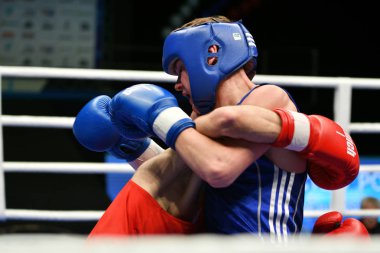 Orenburg, Rusya Federasyonu-Mayıs 7, 2017 yıl: çocuklar boksörler rekabet