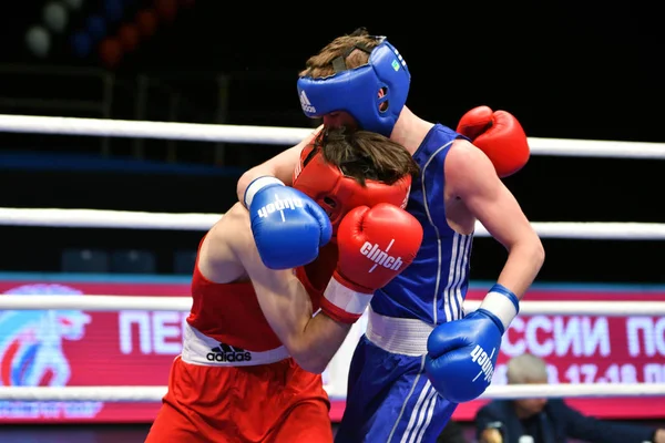 Orenburg, Rusland-7 mei 2017 jaar: jongens boxers concurreren — Stockfoto