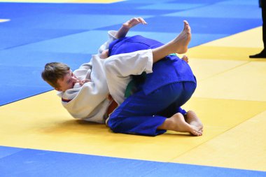 Orenburg, Rusya Federasyonu - 21 Ekim 2017: Boys Judo rekabet