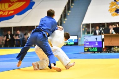 Orenburg, Rusya Federasyonu - 21 Ekim 2017: Boys Judo rekabet