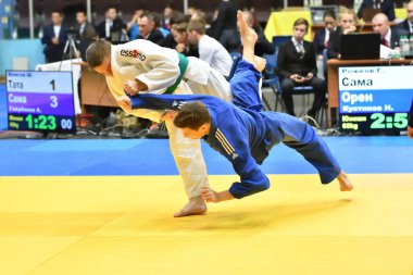 Orenburg, Rusya Federasyonu - 21 Ekim 2017: Boys Judo rekabet