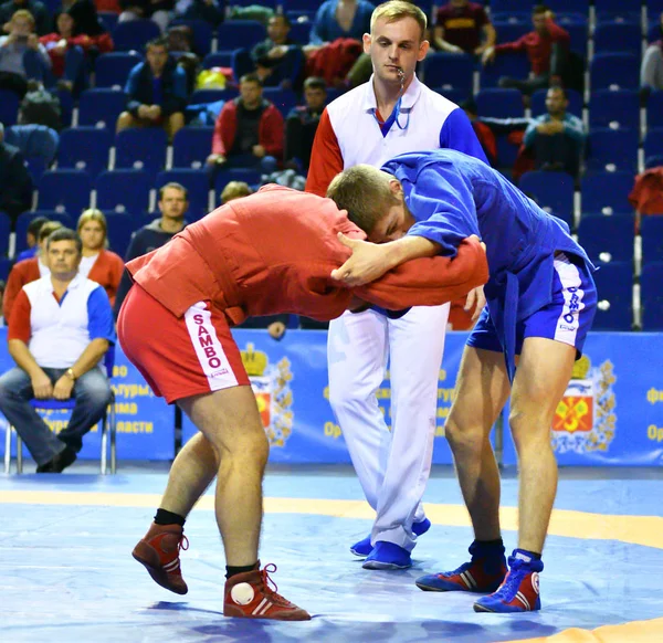 Orenburg, russland - 25.-26. oktober 2019: sambo-wettkämpfe für Jungen — Stockfoto