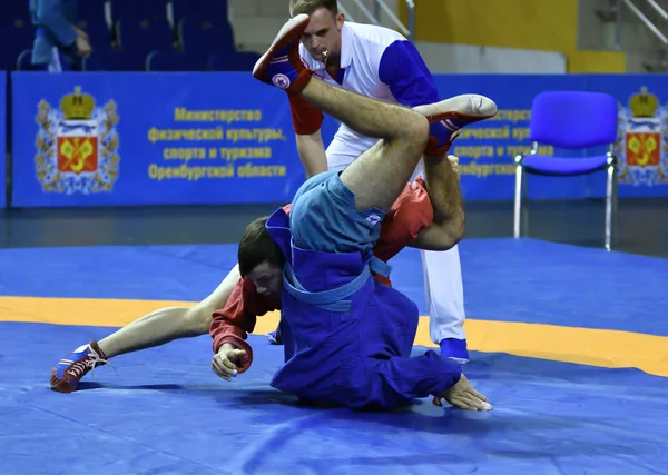 Orenburg, Rusia - 25-26 de octubre de 2019: Concursos para niños Sambo —  Fotos de Stock