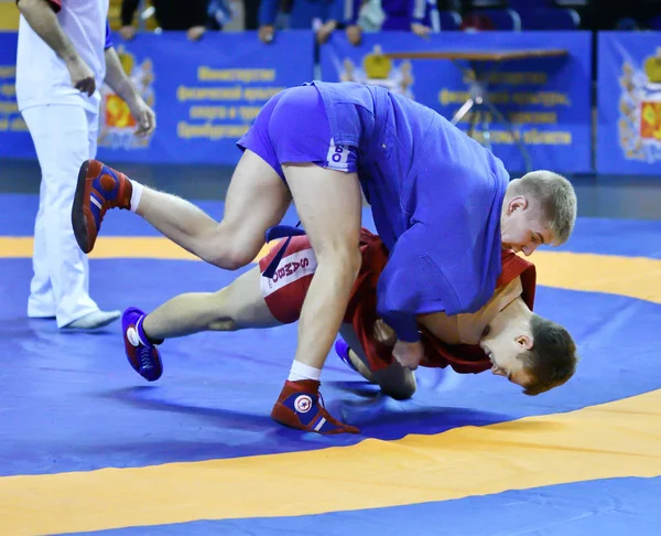 Orenburg, Rosja - 25-26 października 2019: Konkursy dla chłopców Sambo — Zdjęcie stockowe