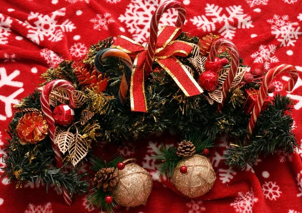 Addobbi natalizi e caramello natalizio — Foto Stock