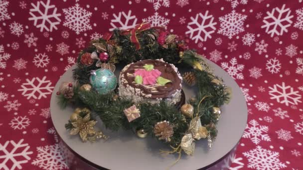 圣诞饼干蛋糕和五彩缤纷的圣诞装饰 — 图库视频影像