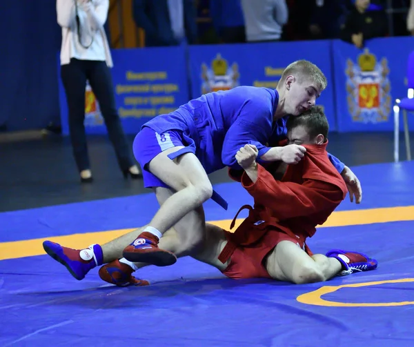 Orenburg, Rússia - 25-26 de outubro de 2019: Competições de meninos Sambo — Fotografia de Stock