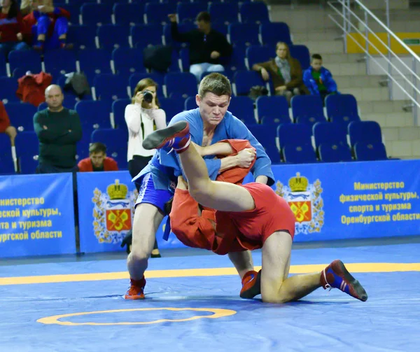 Orenburg, Rússia - 25-26 de outubro de 2019: Competições de meninos Sambo — Fotografia de Stock