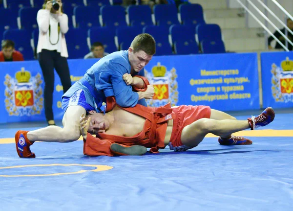 Orenburg, Rusland - 25-26 oktober 2019: Jongens competities Sambo — Stockfoto